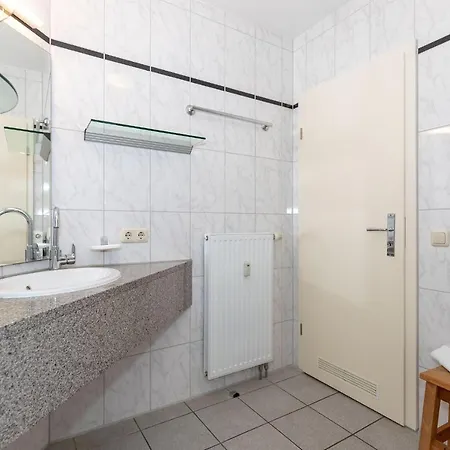 Haus-ostseewelle-wohnung-19-413 * Kuehlungsborn